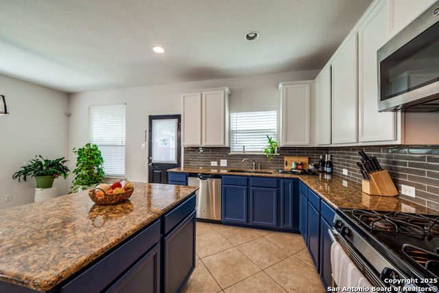Listing photo id 10 for 9103 Quihi Way