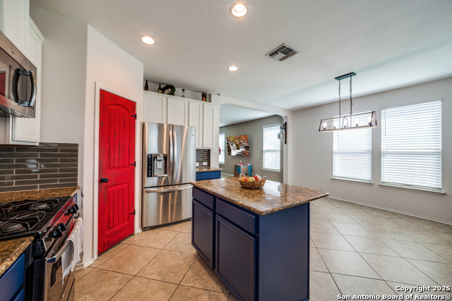 Listing photo id 11 for 9103 Quihi Way