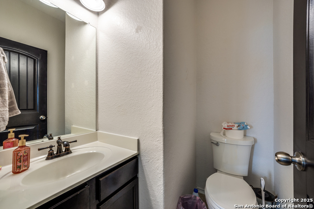 Listing photo id 13 for 9103 Quihi Way