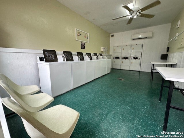 Image 22 of 23 For 8702 Village  302