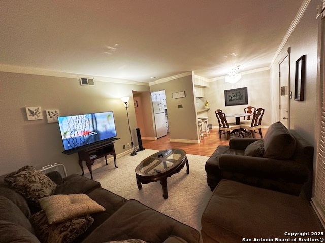 Image 7 of 23 For 8702 Village  302
