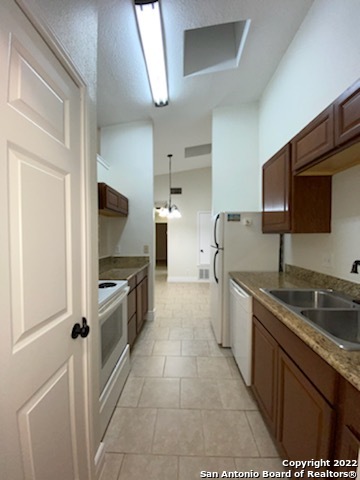 Image 9 of 19 For 14429 Woods Hole Dr