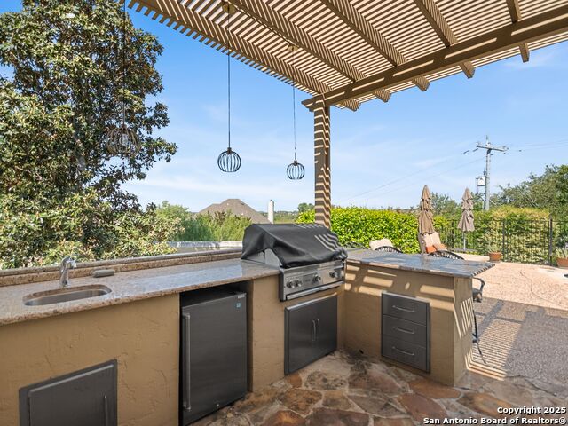 Image 33 of 42 For 254 Verbena Hill