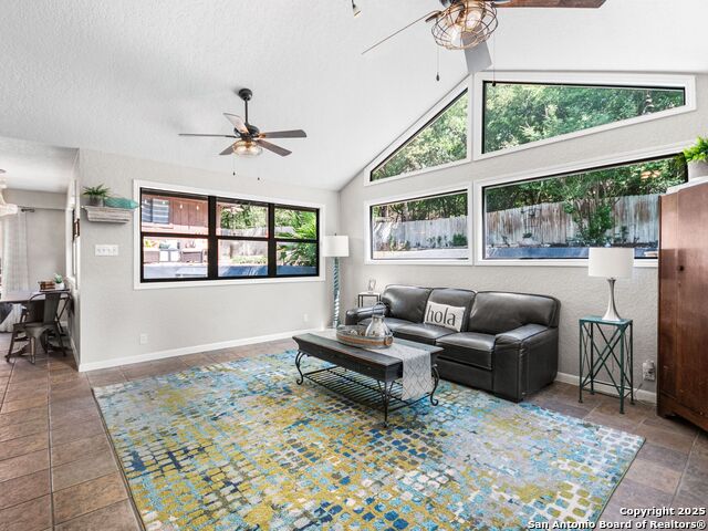 Image 16 of 45 For 834 Candlewood