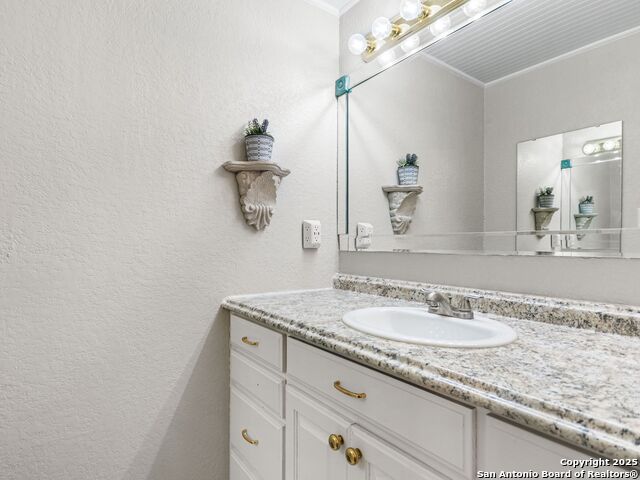 Image 21 of 45 For 834 Candlewood