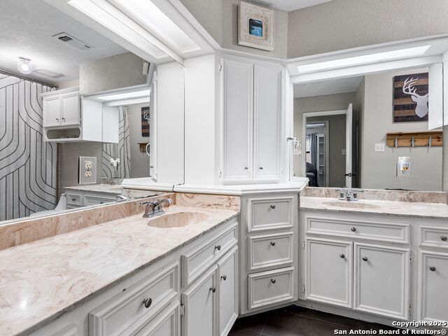 Image 25 of 45 For 834 Candlewood
