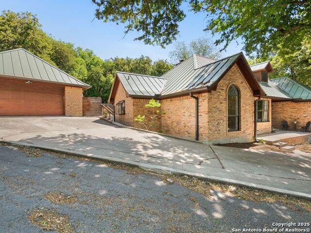 Image 38 of 45 For 834 Candlewood
