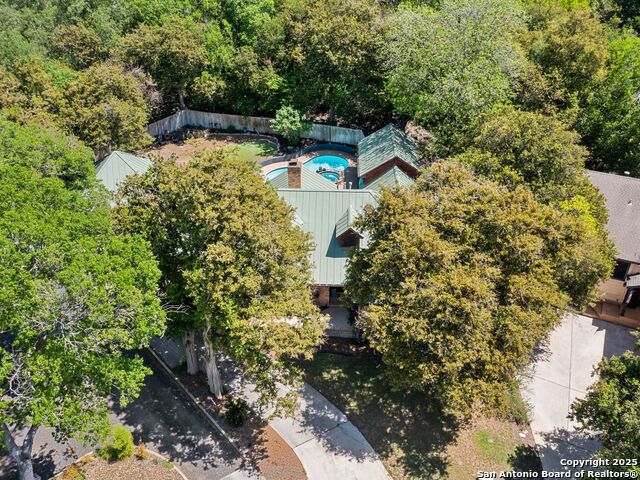 Image 39 of 45 For 834 Candlewood