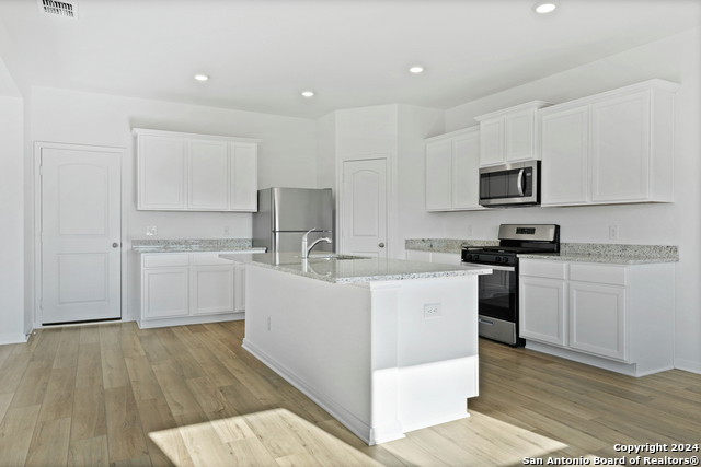 Image 7 of 26 For 11928 Stroud Drive