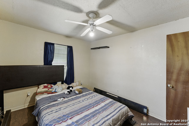 Listing photo id 19 for 556 Gode  