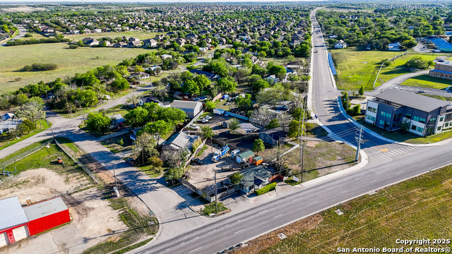 Listing photo id 26 for 556 Gode  