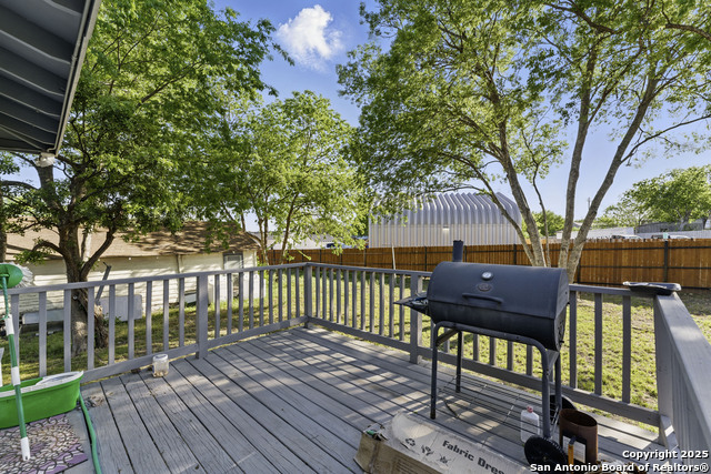 Listing photo id 7 for 556 Gode  