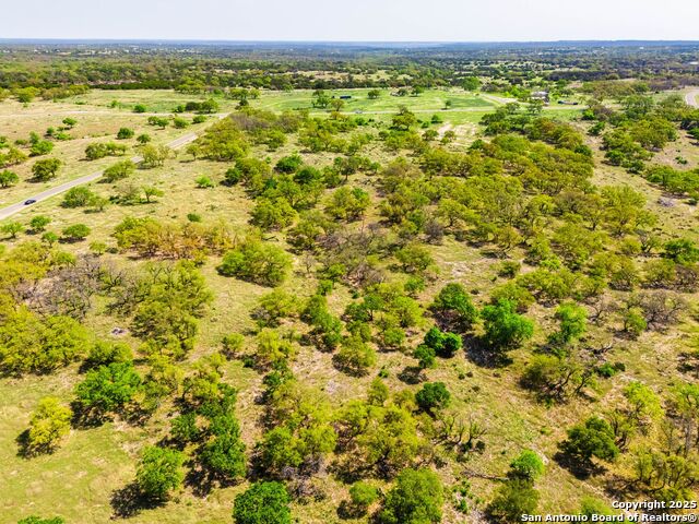 Listing photo id 8 for 00 Tablerock Dr