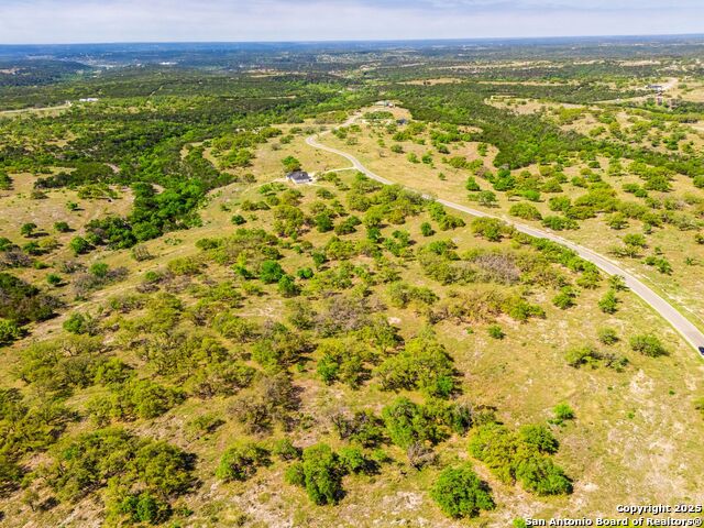 Listing photo id 5 for 00 Tablerock Dr