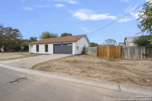 Image 18 of 27 For 357 Paisano Street