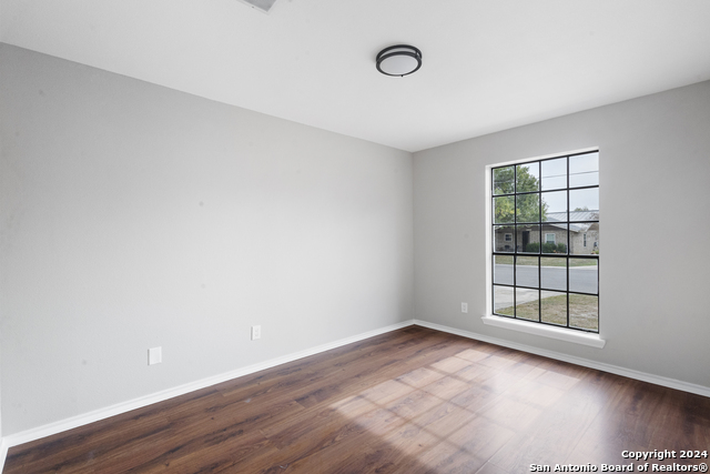 Image 9 of 27 For 357 Paisano Street
