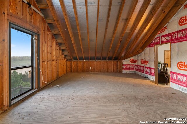 Listing photo id 28 for 21008 W Lakeshore Dr