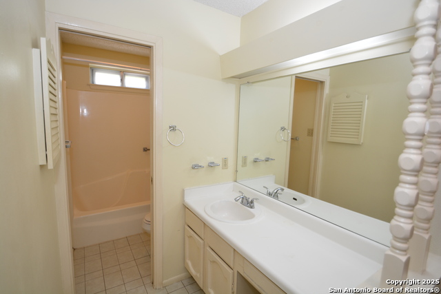 Image 12 of 16 For 8702 Timberwilde