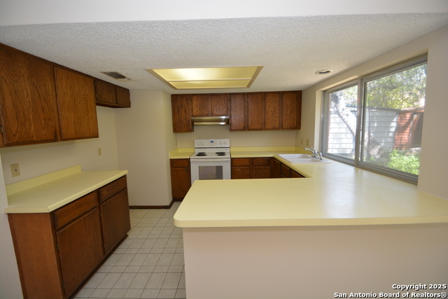 Image 6 of 16 For 8702 Timberwilde