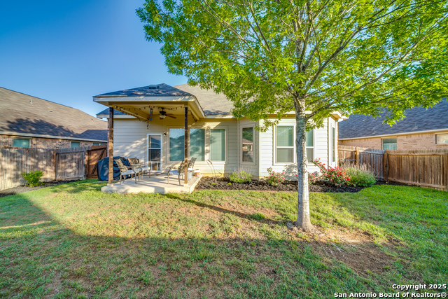 Image 24 of 25 For 2820 Lake Highlands