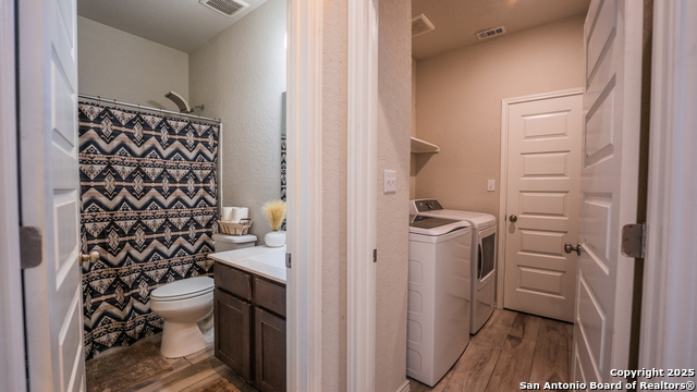 Listing photo id 24 for 3311 Rosita