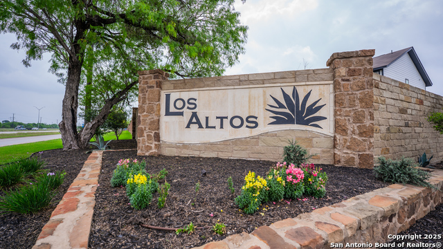 Listing photo id 31 for 3311 Rosita