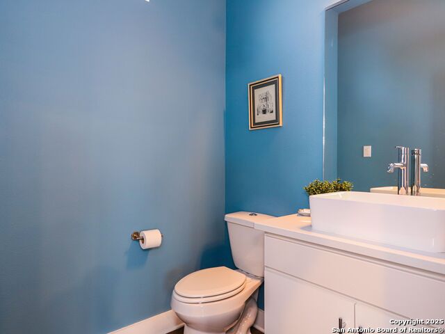 Image 25 of 46 For 1606 Hackberry #201 N 201
