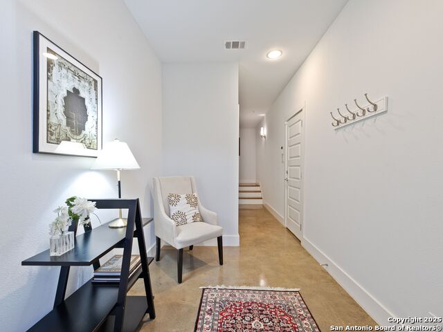 Image 6 of 46 For 1606 Hackberry #201 N 201