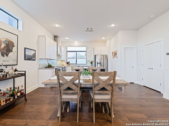 Image 9 of 46 For 1606 Hackberry #201 N 201