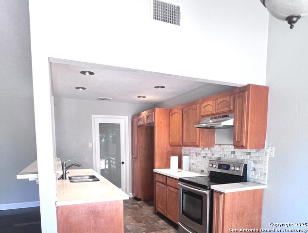 Image 10 of 41 For 6707 Spring Garden