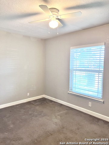 Image 17 of 41 For 6707 Spring Garden