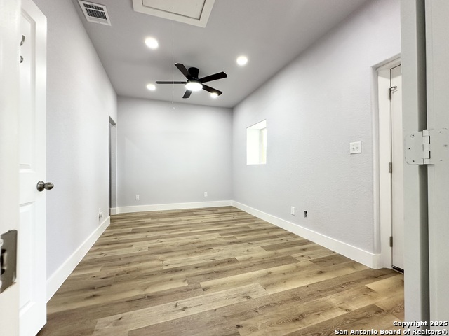 Image 14 of 31 For 1535 Hillcrest Drive