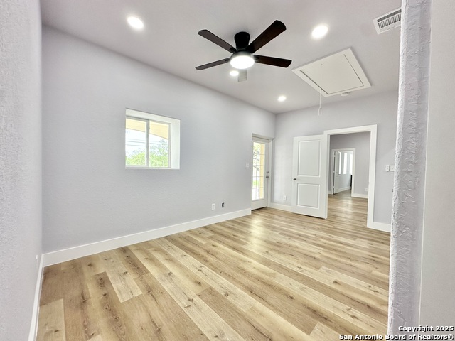Image 17 of 31 For 1535 Hillcrest Drive