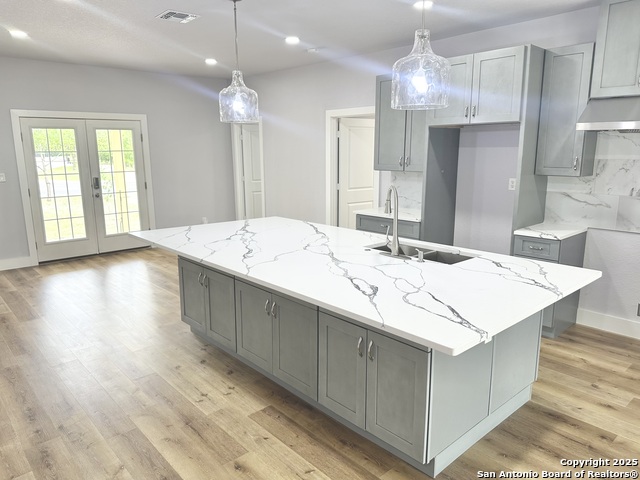 Image 6 of 31 For 1535 Hillcrest Drive