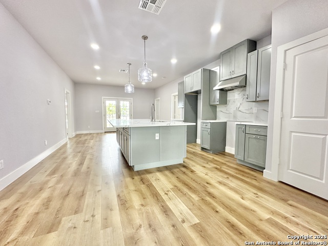 Image 7 of 31 For 1535 Hillcrest Drive