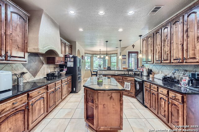Image 8 of 21 For 173 Private Road 3702