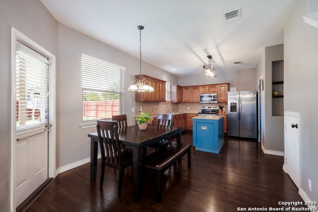Image 10 of 25 For 9903 Rostock Ln