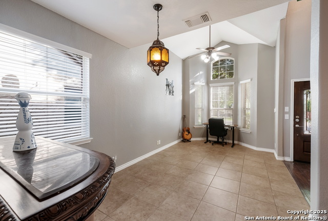 Image 6 of 25 For 9903 Rostock Ln
