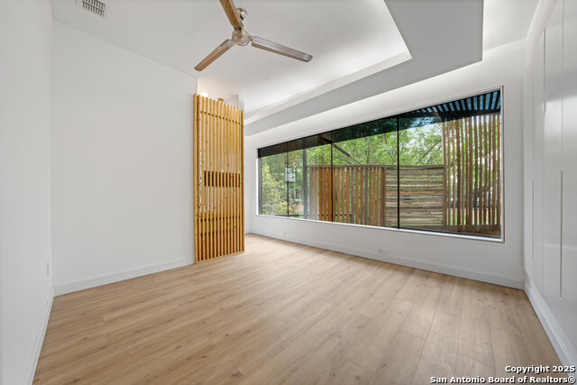 Image 30 of 39 For 4139 Cliff Oaks St