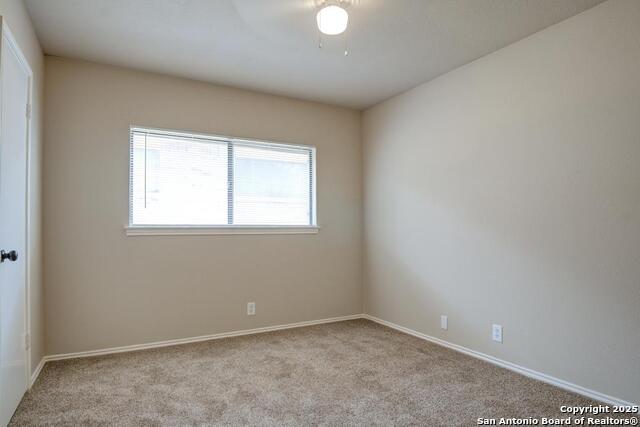 Listing photo id 16 for 7830 Lark Ridge