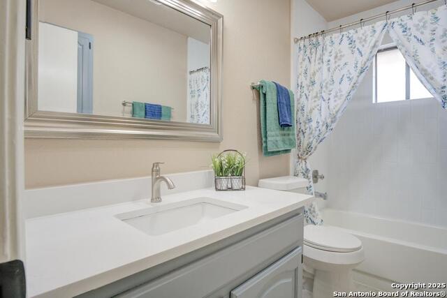 Listing photo id 17 for 7830 Lark Ridge