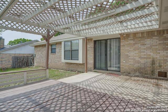 Listing photo id 22 for 7830 Lark Ridge