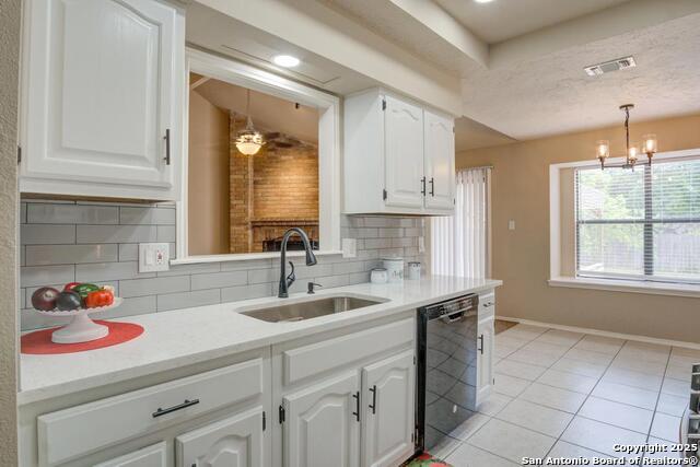 Listing photo id 4 for 7830 Lark Ridge