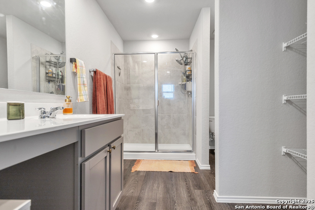 Image 12 of 25 For 610 Pleasanton