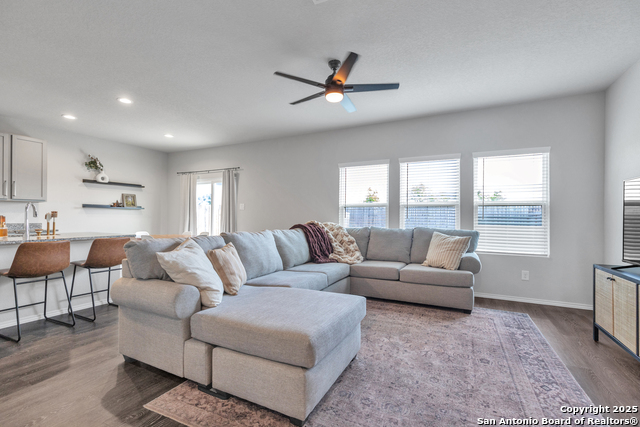Image 8 of 25 For 610 Pleasanton