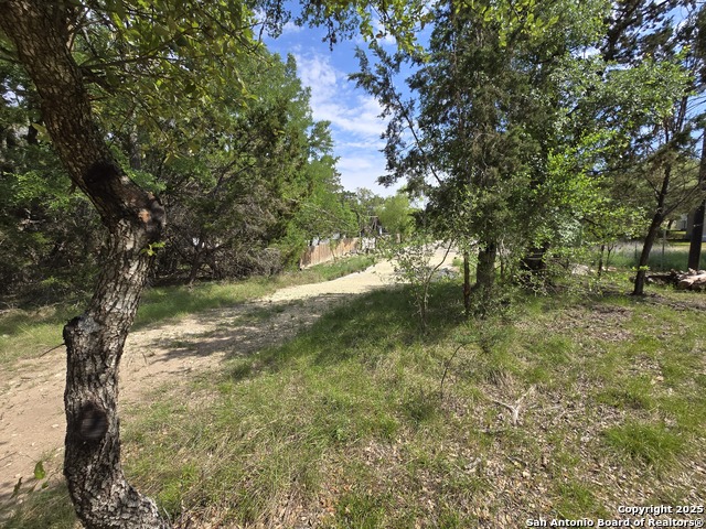 Image 11 of 35 For 555 Iroquois Trl