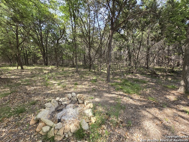 Image 14 of 35 For 555 Iroquois Trl