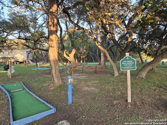 Image 28 of 35 For 555 Iroquois Trl