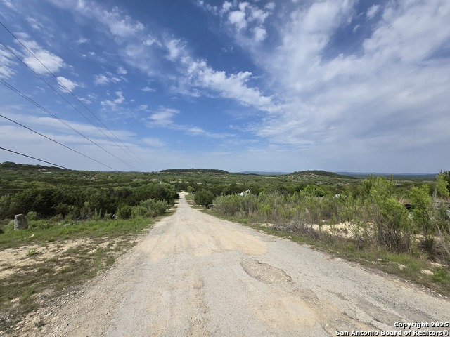 Image 3 of 35 For 555 Iroquois Trl