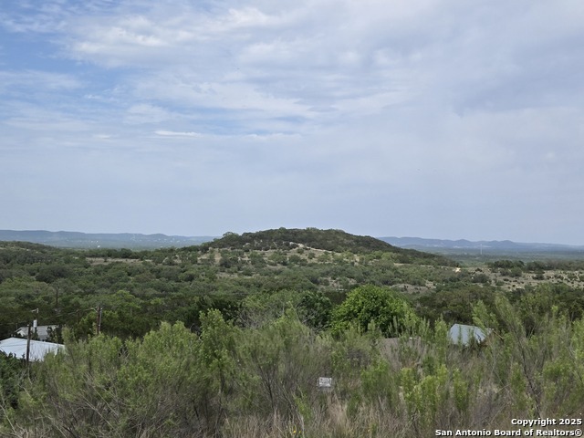 Image 4 of 35 For 555 Iroquois Trl